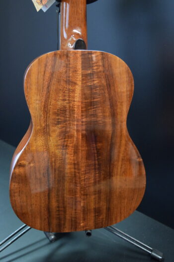Mele Custom Series Koa Tenor with FREE Hard Shell Case - Image 8