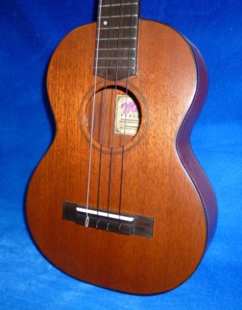 Mele Mahogany Baritone/Extended tenor-4 string Ukulele